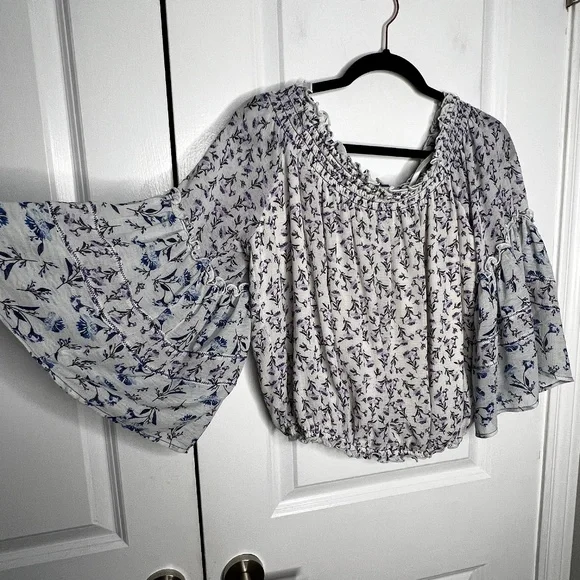 Free People Rose Valley Printed Blouse Top Shirt Size S White Blue Floral - Picture 3 of 6